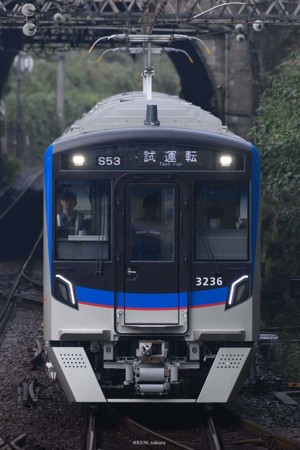 S52